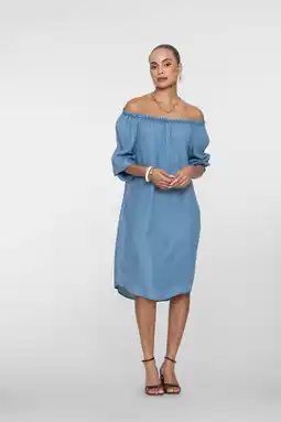 Wehkamp Geisha off shoulder jurk medium blue denim aanbieding