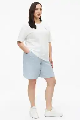 Wehkamp s.Oliver Curve regular waist straight leg korte broek Plus Size - lichtblauw aanbieding