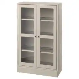 IKEA Een lichtgekleurde havsta houten kast met glazen deuren, met een rustiek en toch modern design aanbieding