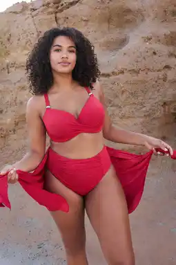 Wehkamp BEACHWAVE Curve high waist bikinibroekje met lurex en textuur rood aanbieding