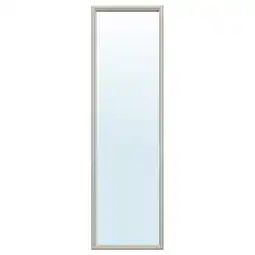 IKEA Nyponbuske spiegel, strak beige frame, verticale rechthoekige vorm, modern design aanbieding