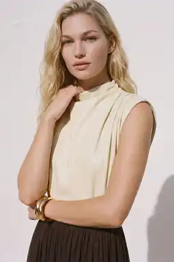 Wehkamp VERO MODA top - lichtgeel aanbieding