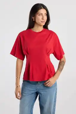 Wehkamp America Today T-shirt met plooien - rood aanbieding