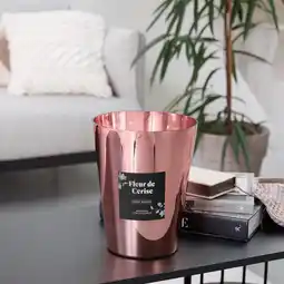 Action XL geurkaars in luxe houder - Kersenbloesem aanbieding