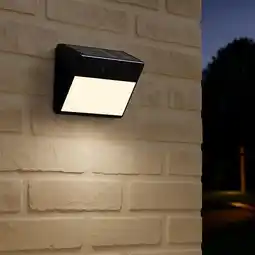 Action LSC Smart Connect solar wandlamp met camera aanbieding