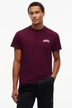 Wehkamp Tommy Jeans slim fit T-shirt met logo - calypso berry aanbieding