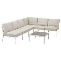 IKEA Moderne buitensectie met salontafel, lichtbeige kussens, metalen frame. Hoekontwerp voor terras aanbieding