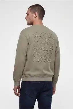Wehkamp Shoeby relaxed fit sweater met borduursels en backprint - groen aanbieding