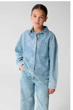 Wehkamp Shoeby denim blouse met hartjes - lichtblauw aanbieding