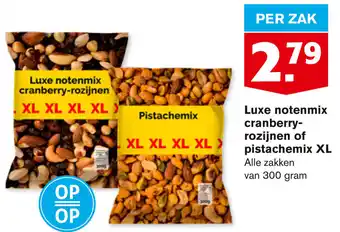 Hoogvliet Luxe notenmix cranberryrozijnen of pistachemix XL 300g aanbieding