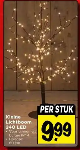 Vomar Voordeelmarkt Kleine Lichtboom 240 LED aanbieding