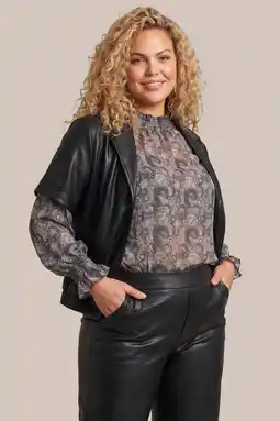 Wehkamp Exxcellent Plus Size imitatieleren regular fit blazer - zwart aanbieding