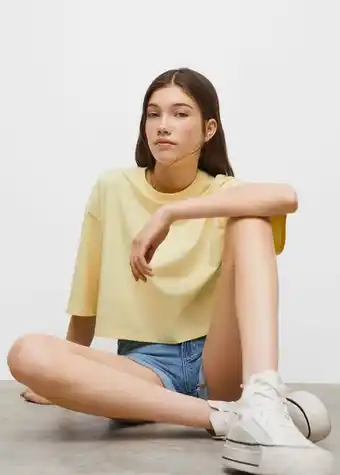 Mango Cropped t-skjorte i bomull tilbud