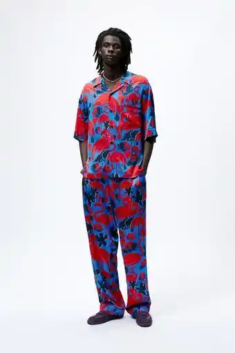 ZARA Bukse med flamingomønster limited edition tilbud