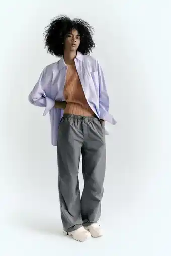 ZARA Fallskjermbukse tilbud