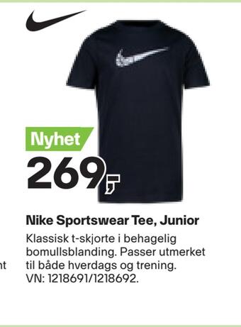 XXL Sport Nike sportswear tee, junior tilbud