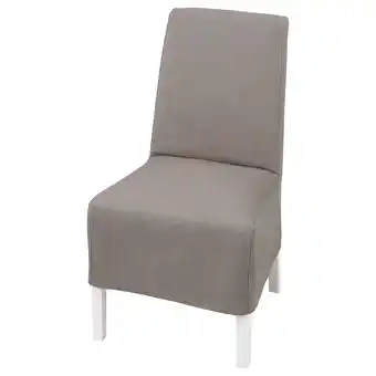 IKEA Bergmund stol med mellomlangt trekk, hvit/nolhaga grå/beige tilbud