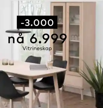Skeidar Vitrineskap tilbud