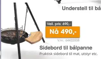 Sidebord til bålpanne Praktisk sidebord til mat, utstyr etc.