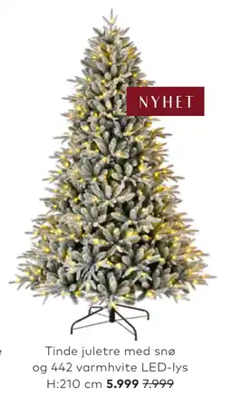 Skeidar Tinde juletre med snø og 442 varmhvite LED-lys tilbud