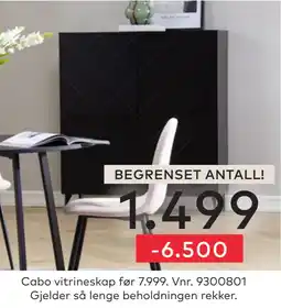 Skeidar Cabo vitrineskap tilbud