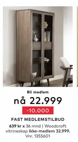 Skeidar Woodcraft vitrineskap tilbud