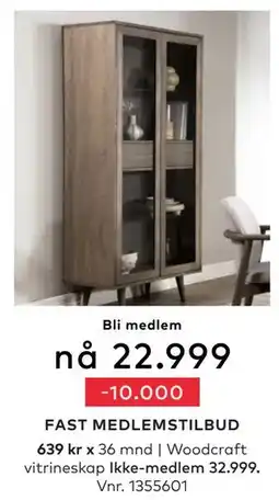 Skeidar Woodcraft vitrineskap tilbud