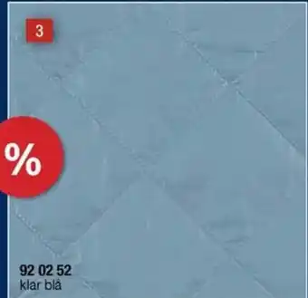 Stoff & Stil VEVET QUILT LYS KLAR BLÅ MED FÖR tilbud