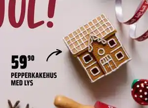 PEPPERKAKEHUS MED LYS, NOK 59.9