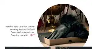 Apotek 1 Hansker med utside av lamme-skinn og innside i 70% ull, NOK 189.9 tilbud