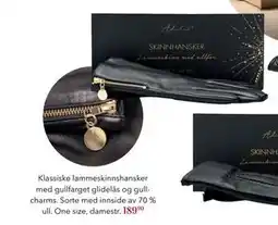 Apotek 1 Klassiske lammeskinnshansker med gullfarget glidelås og gullcharms, NOK 189.9 tilbud