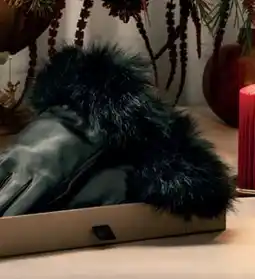 Apotek 1 Skinnhansker med fuskepels, NOK 189.9 tilbud