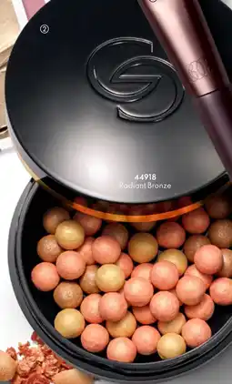 Oriflame Giordani Gold Serum Infused Bronzing Pearls tilbud