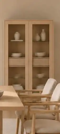 Skeidar WOODCRAFT VITRINESKAP tilbud