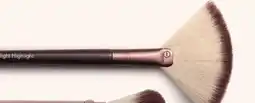 Oriflame Featherlight Highlighter Brush tilbud