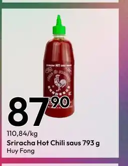 Gigaboks Sriracha Hot Chili saus 793 g tilbud