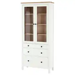 IKEA Hemnes Vitrineskap med 3 skuffer, hvit beis/lys brun, 90x197 cm tilbud