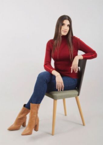 Michelle Belau Chompa manga larga oferta