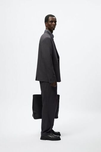 ZARA Pantalón pliegues traje oferta