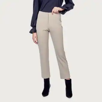 Fina Perú Pantalon class beige oferta