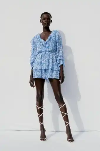 ZARA Mono volantes estampado floral oferta