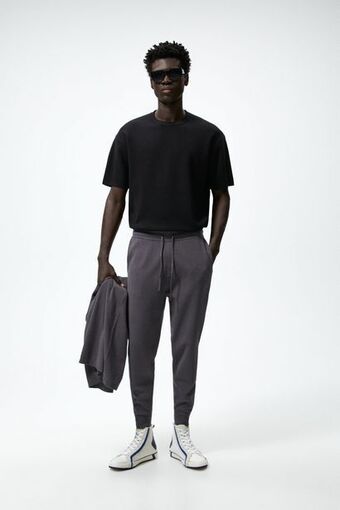 ZARA Pantalón jogger punto oferta