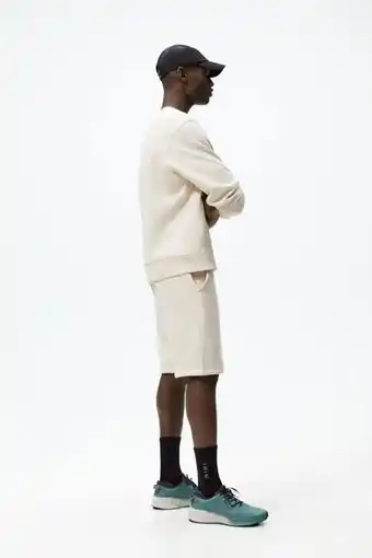 ZARA Bermuda entrenamiento oferta