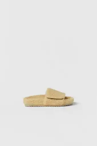 ZARA Kids/ sandalia borreguillo oferta
