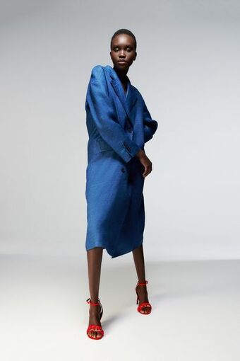 ZARA Sandalia tacón piel cadena oferta