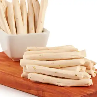 Tottus Palitos de yuca con orégano oferta