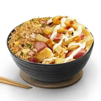 China Wok Salchifera chaufa: arroz chaufa de pollo + chorizo + papas fritas + mayonesa chifera oferta