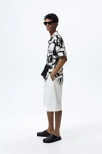 ZARA Camisa estampado abstracto oferta