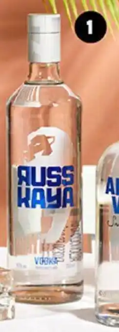 Plaza Vea Vodka Russkaya Original bt x 1L oferta