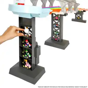 Tottus Hot wheels mario kart pista arcoiris oferta